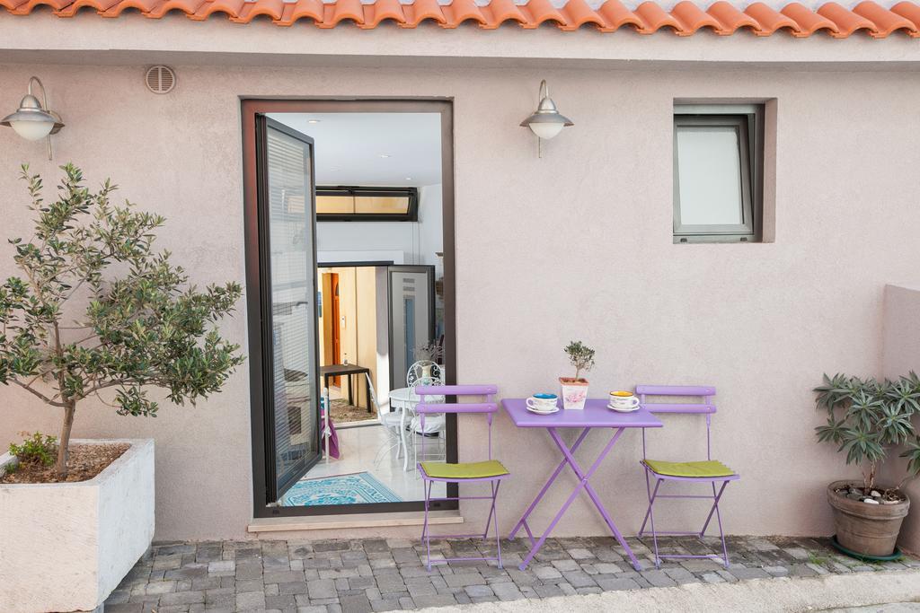 Apartments Glusac ポドゥゴラ エクステリア 写真