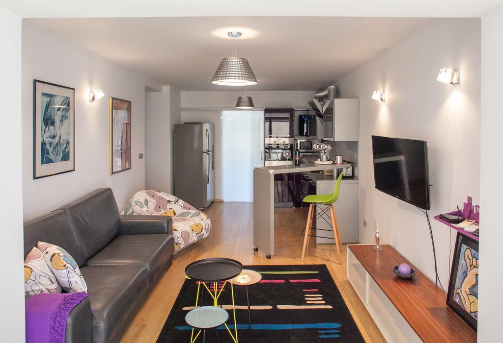Apartments Glusac ポドゥゴラ エクステリア 写真